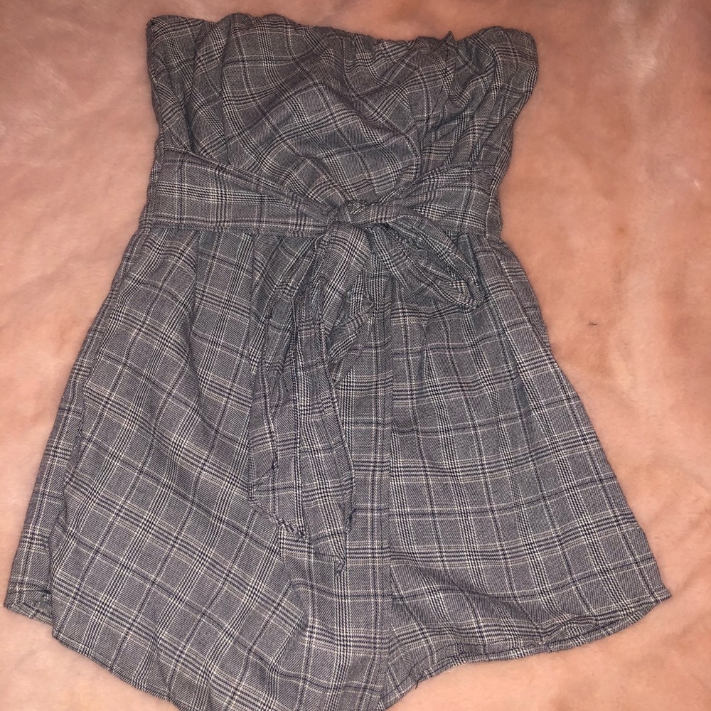 NWOT Strapless romper
